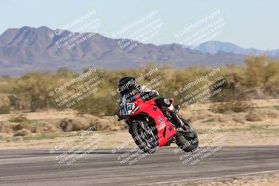 media/Jan-18-2026-CVMA (Sun) [[519f600f45]]/Race 16-Formula Middleweight/